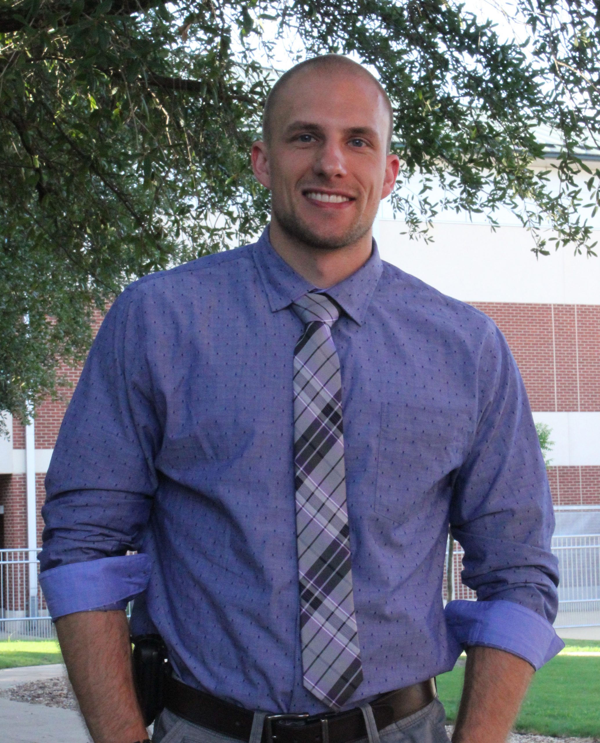 Dr. Daniel Newhard